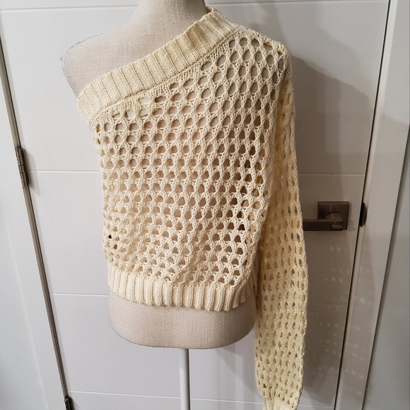 Maeve by the One-Shoulder Crochet Knit Sweater One Size - Picture 6 of 13